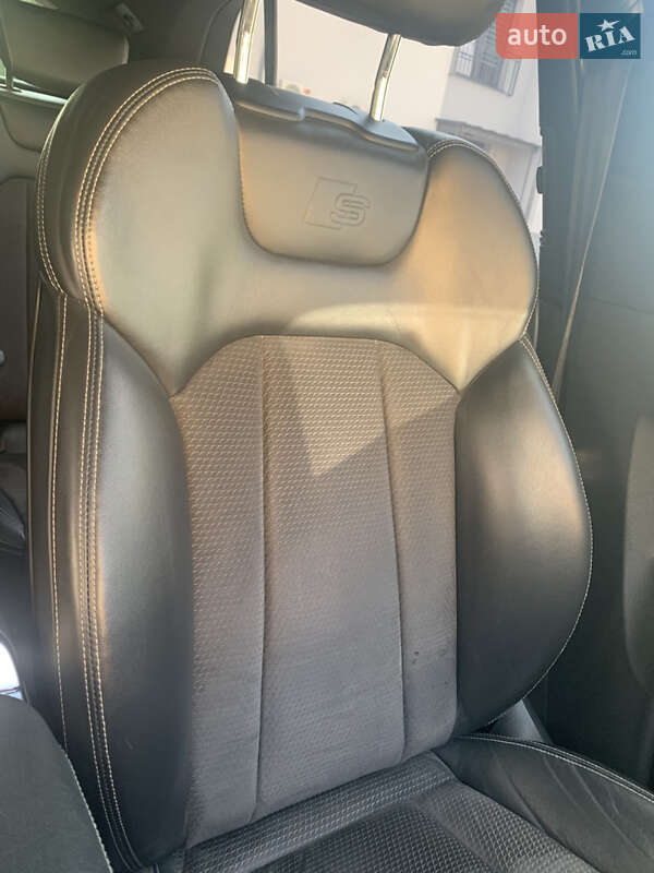 Внедорожник / Кроссовер Audi Q8 2018 в Дрогобыче