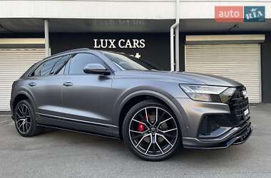 Внедорожник / Кроссовер Audi Q8 2018 в 