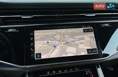 Внедорожник / Кроссовер Audi Q8 2018 в 