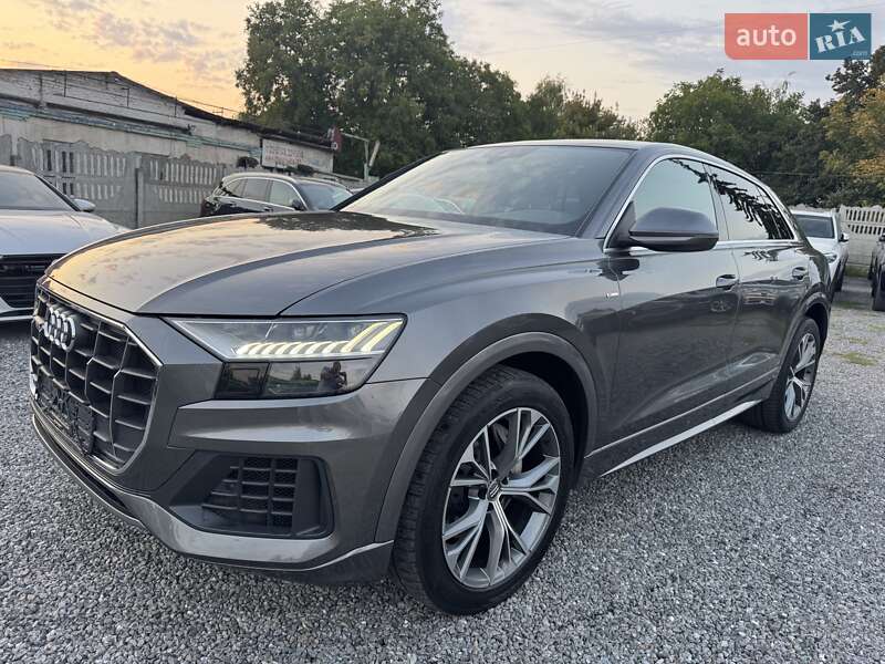 Внедорожник / Кроссовер Audi Q8 2019 в Тернополе