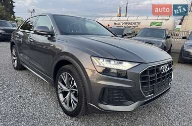 Внедорожник / Кроссовер Audi Q8 2019 в 
