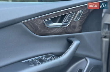 Позашляховик / Кросовер Audi Q8 2018 в  фото 19 Позашляховик / Кросовер Audi Q8 2018 в