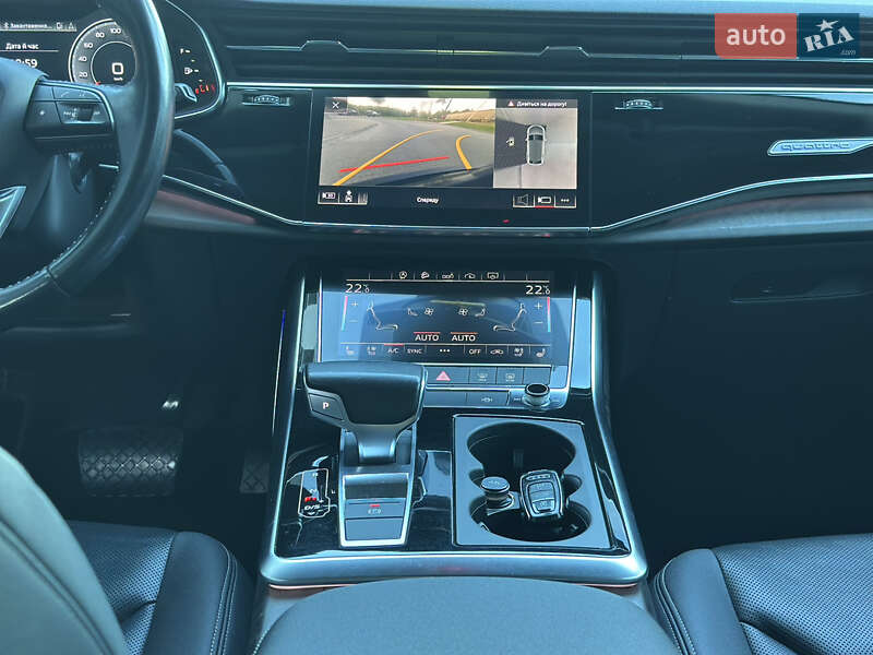 Внедорожник / Кроссовер Audi Q8 2018 в Львове