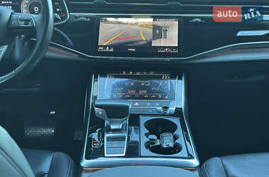 Позашляховик / Кросовер Audi Q8 2018 в  фото 30 Позашляховик / Кросовер Audi Q8 2018 в