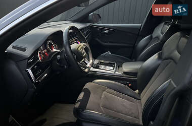 Внедорожник / Кроссовер Audi Q8 2019 в 