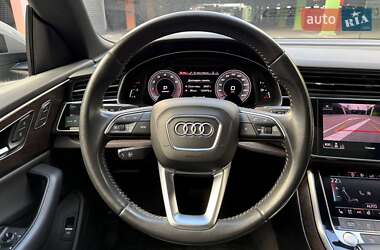 Внедорожник / Кроссовер Audi Q8 2019 в 