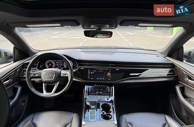 Внедорожник / Кроссовер Audi Q8 2019 в 