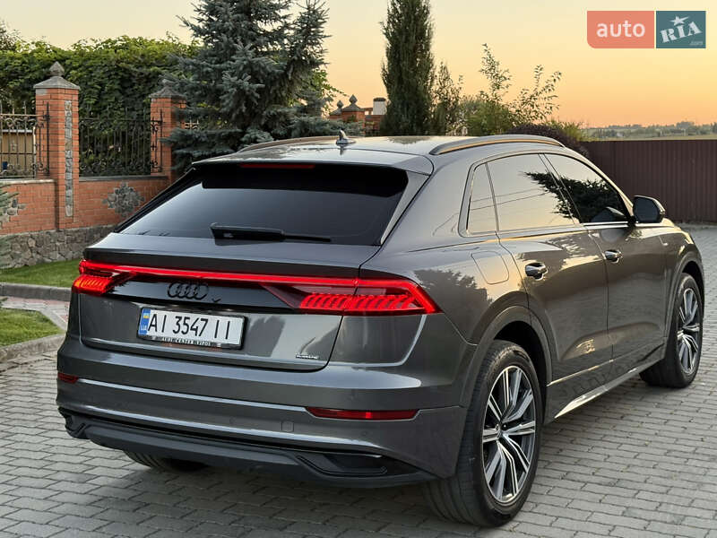 Позашляховик / Кросовер Audi Q8 2019 в Києві