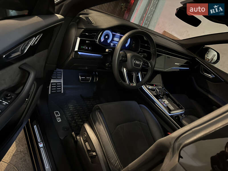 Позашляховик / Кросовер Audi Q8 2019 в Києві