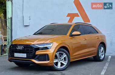 Внедорожник / Кроссовер Audi Q8 2019 в 