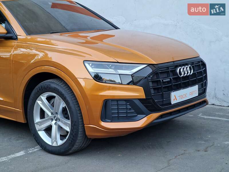 Внедорожник / Кроссовер Audi Q8 2019 в Одессе