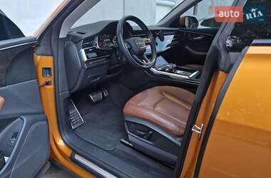 Внедорожник / Кроссовер Audi Q8 2019 в 