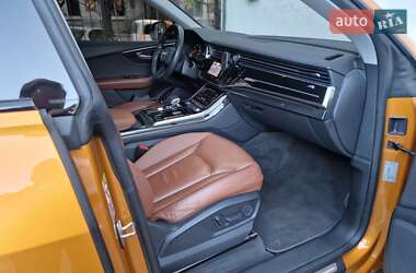 Внедорожник / Кроссовер Audi Q8 2019 в 
