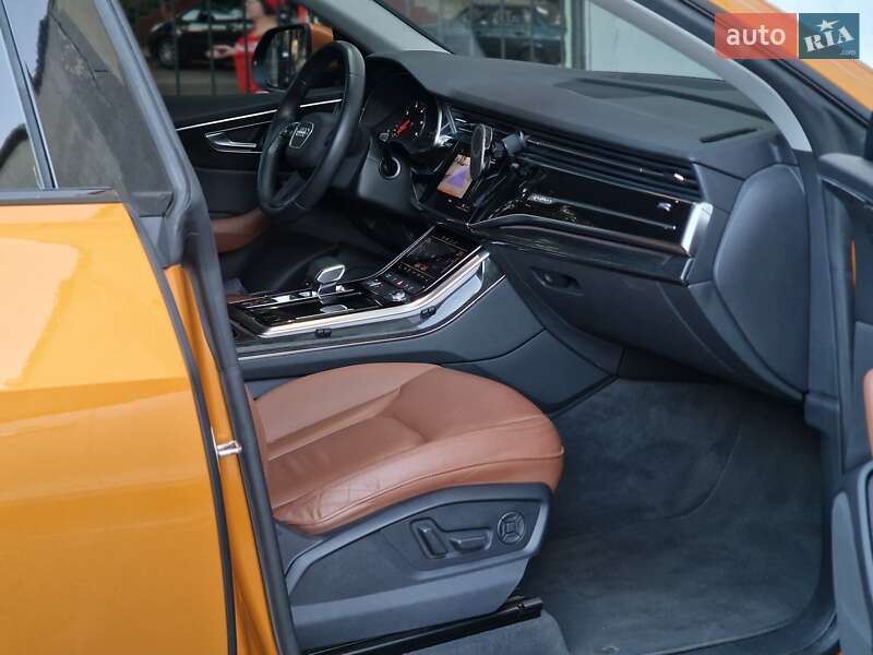 Внедорожник / Кроссовер Audi Q8 2019 в Одессе