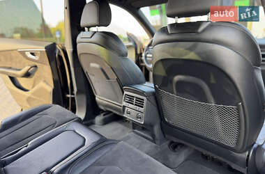 Внедорожник / Кроссовер Audi Q8 2020 в 