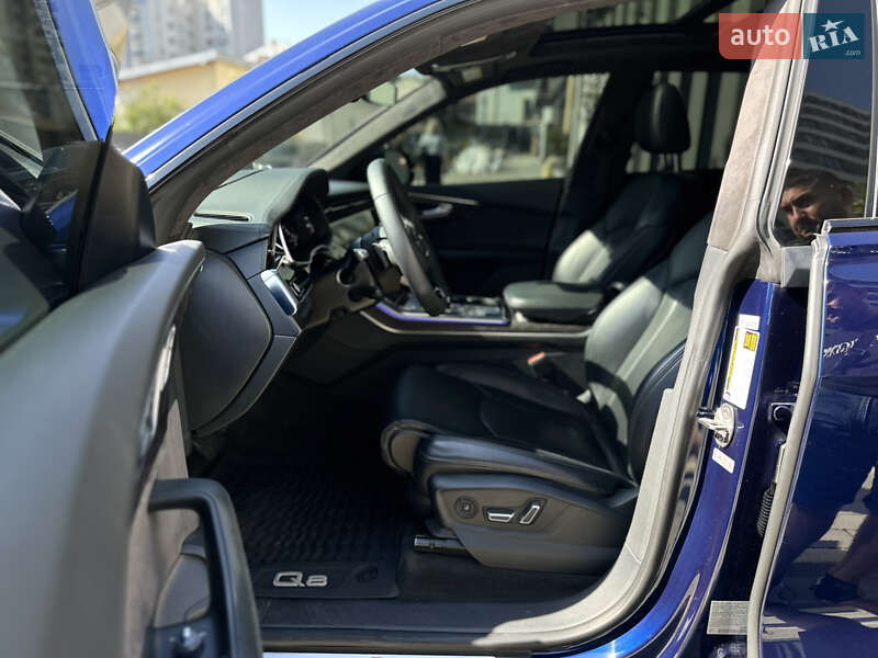 Внедорожник / Кроссовер Audi Q8 2019 в Львове