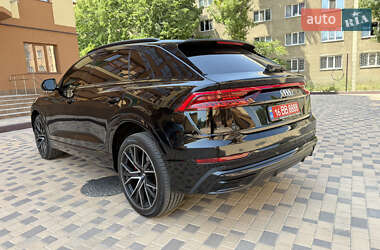 Внедорожник / Кроссовер Audi Q8 2019 в 