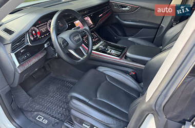 Позашляховик / Кросовер Audi Q8 2018 в 