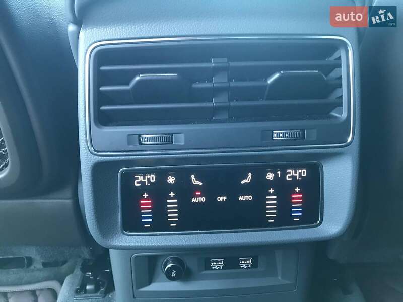 Внедорожник / Кроссовер Audi Q8 2019 в Львове фото 6 Внедорожник / Кроссовер Audi Q8 2019 в Львове