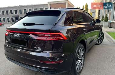 Внедорожник / Кроссовер Audi Q8 2020 в 