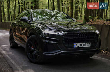 Позашляховик / Кросовер Audi Q8 2020 в Луцьку
