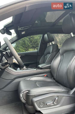 Внедорожник / Кроссовер Audi Q8 2020 в 