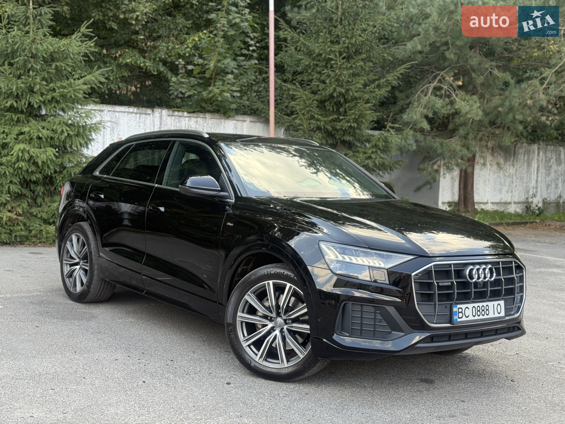 2020 Audi Q8 - фото 1