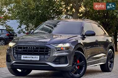 Внедорожник / Кроссовер Audi Q8 2019 в 