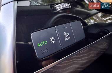 Внедорожник / Кроссовер Audi Q8 2019 в 