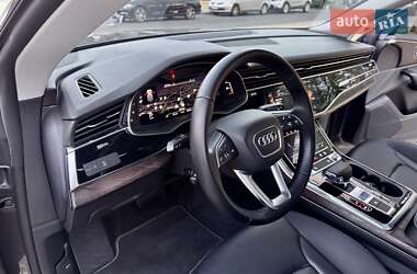 Внедорожник / Кроссовер Audi Q8 2019 в 