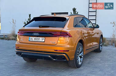 Позашляховик / Кросовер Audi Q8 2019 в 