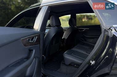 Внедорожник / Кроссовер Audi Q8 2019 в 