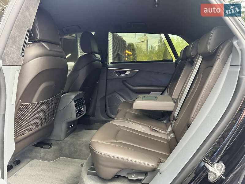 Внедорожник / Кроссовер Audi Q8 2018 в Киеве фото 35 Внедорожник / Кроссовер Audi Q8 2018 в Киеве