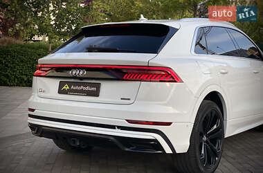 Внедорожник / Кроссовер Audi Q8 2019 в 