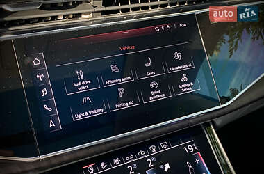 Внедорожник / Кроссовер Audi Q8 2019 в 