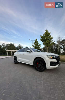 Внедорожник / Кроссовер Audi Q8 2019 в 