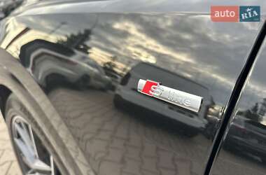 Внедорожник / Кроссовер Audi Q8 2023 в 