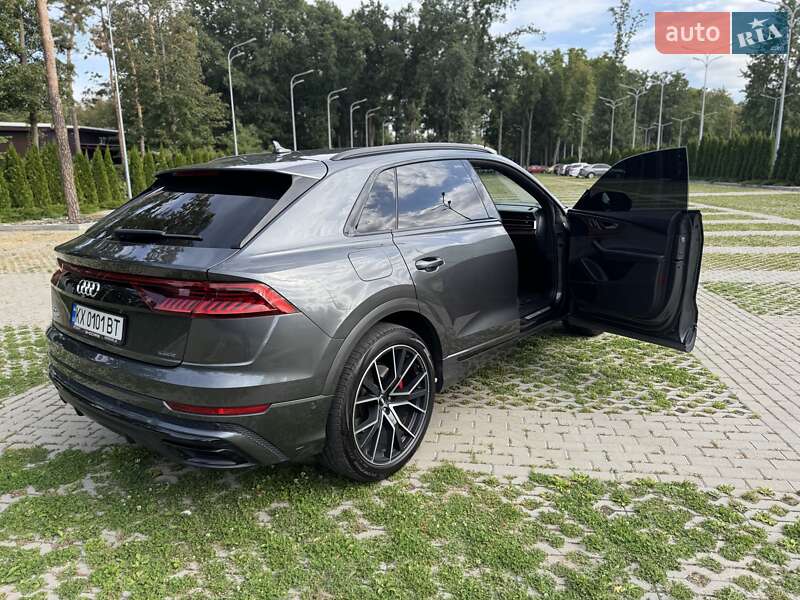 Внедорожник / Кроссовер Audi Q8 2019 в Харькове