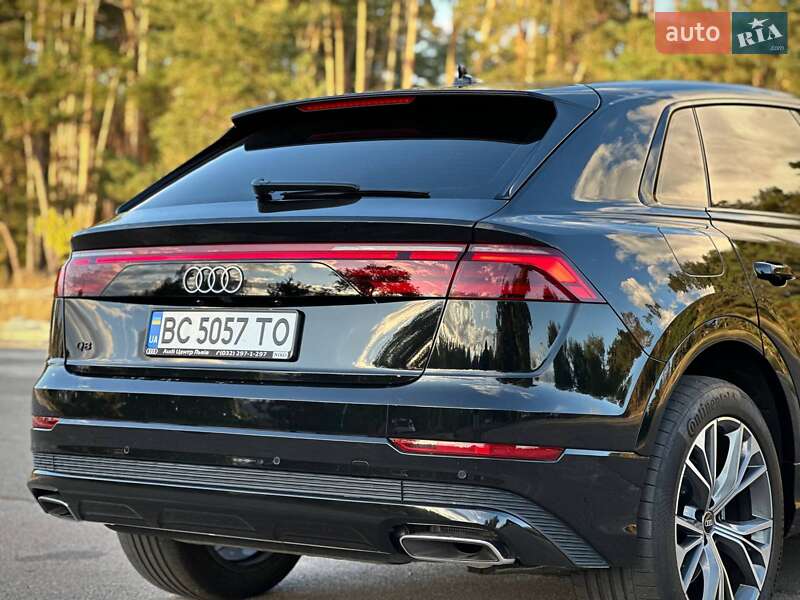 Внедорожник / Кроссовер Audi Q8 2023 в Киеве