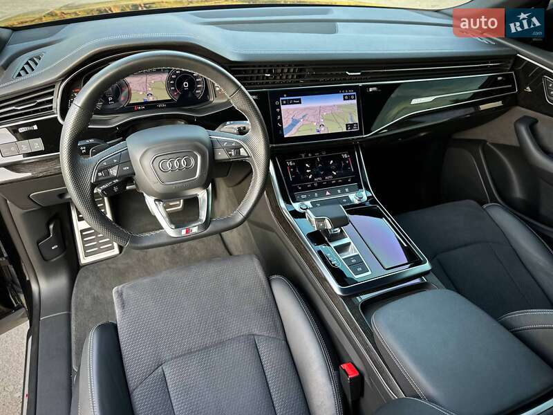 Внедорожник / Кроссовер Audi Q8 2023 в Киеве