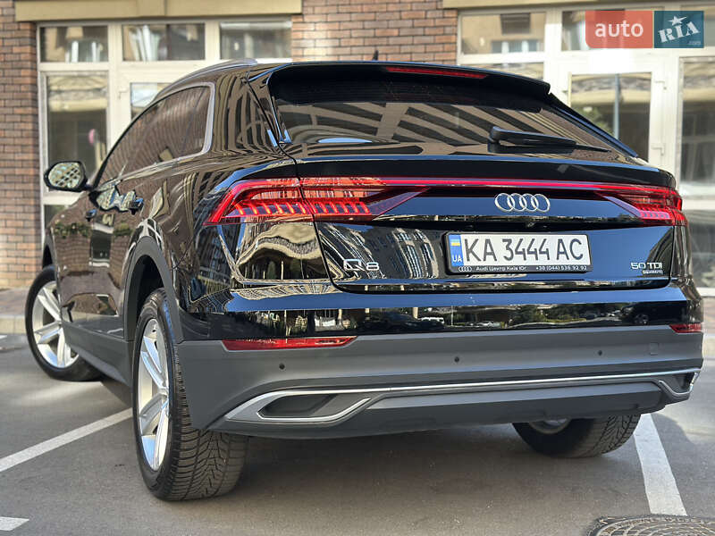 Внедорожник / Кроссовер Audi Q8 2019 в Киеве