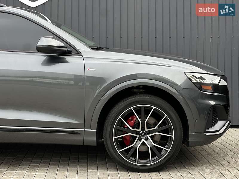 Внедорожник / Кроссовер Audi Q8 2019 в Мукачево