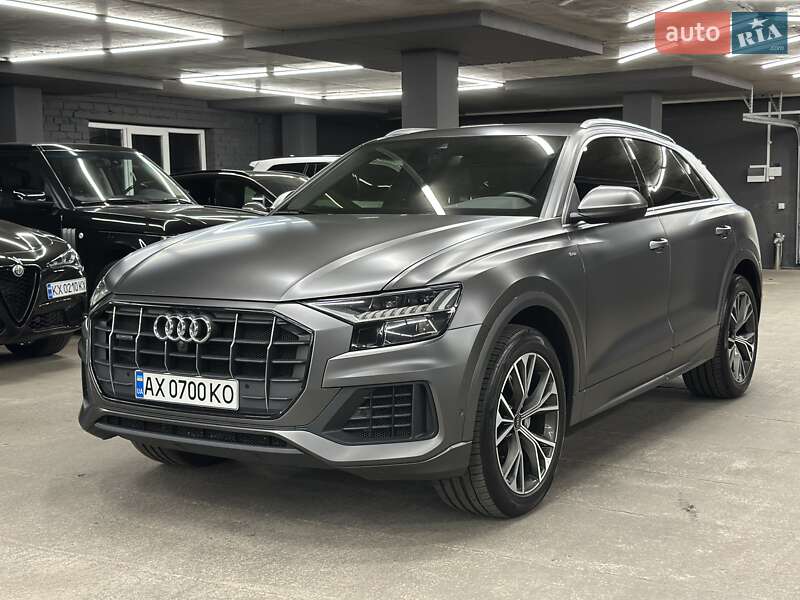 Внедорожник / Кроссовер Audi Q8 2020 в Харькове