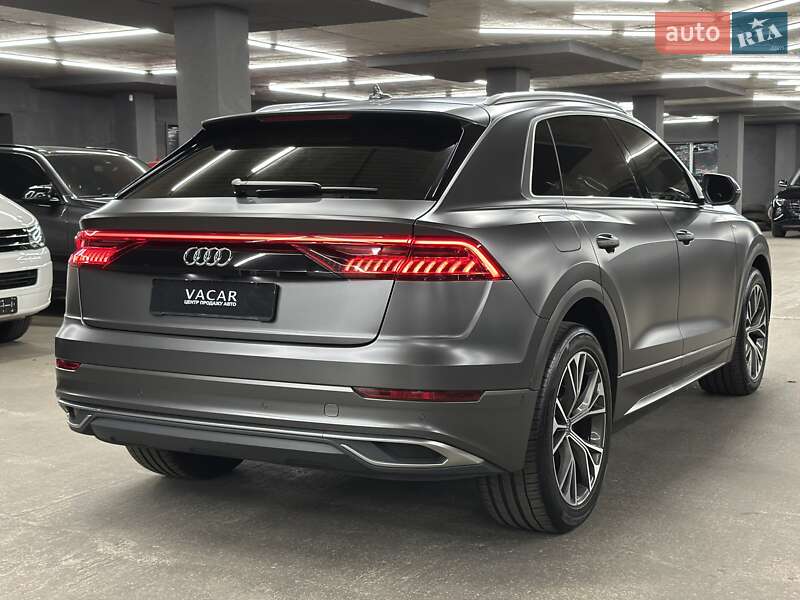 Внедорожник / Кроссовер Audi Q8 2020 в Харькове