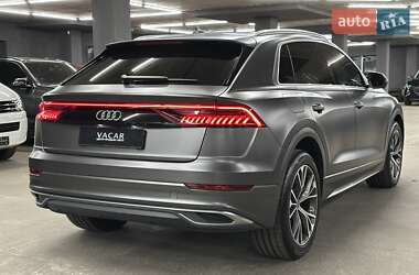 Внедорожник / Кроссовер Audi Q8 2020 в 