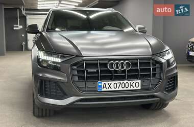 Внедорожник / Кроссовер Audi Q8 2020 в 