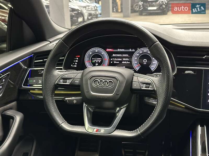 Внедорожник / Кроссовер Audi Q8 2020 в Харькове