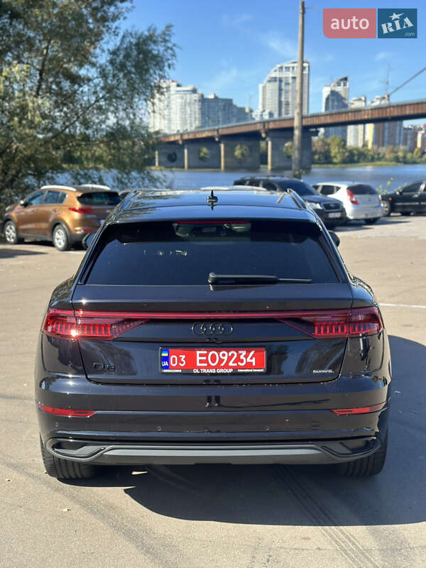 Внедорожник / Кроссовер Audi Q8 2018 в Киеве