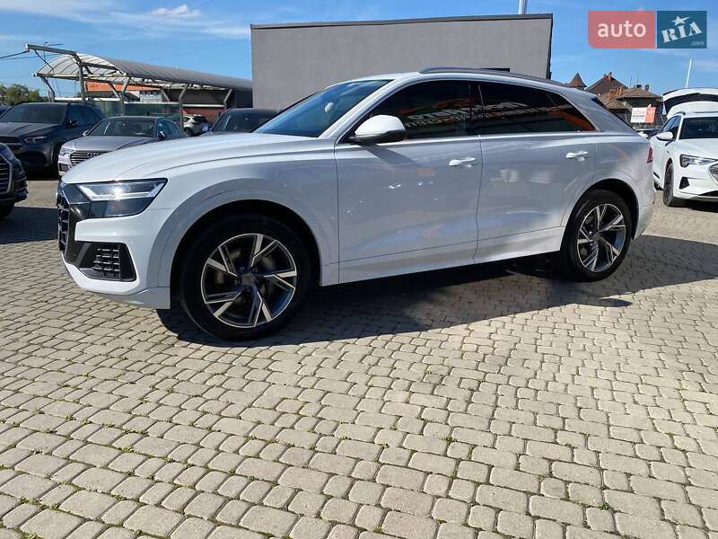 Внедорожник / Кроссовер Audi Q8 2018 в Львове