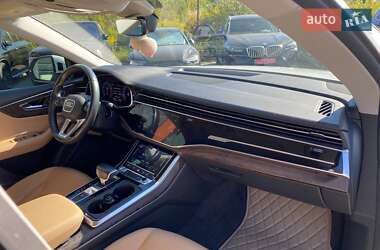 Внедорожник / Кроссовер Audi Q8 2018 в 
